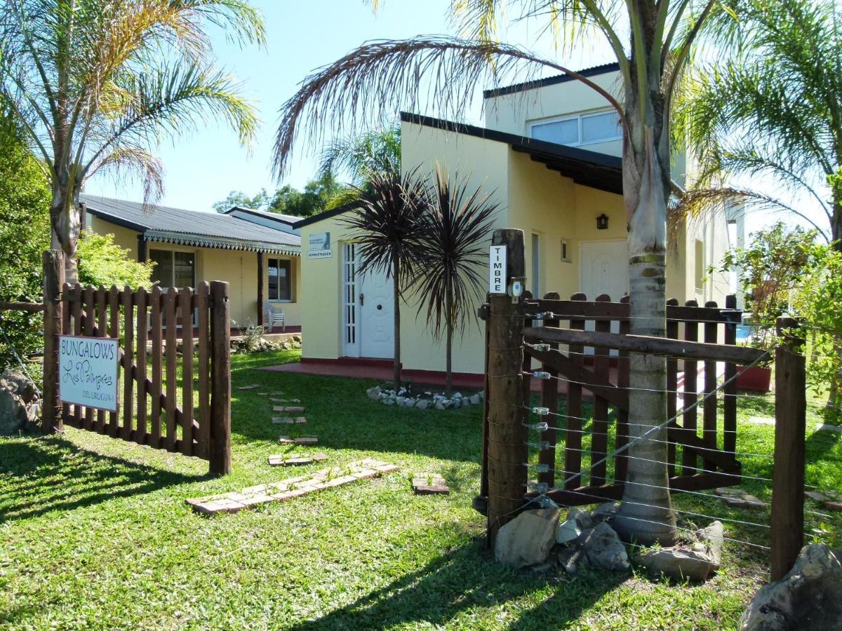 Colón Los Palmares Del Urugua-I Bungalows מראה חיצוני תמונה